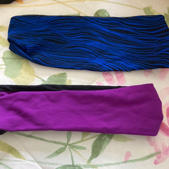 Lululemon headbands including one bag. - Picture 2 of 5